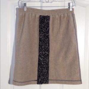 FINAL MARKDOWN Ladies' Krakerz Fleece Skirt small